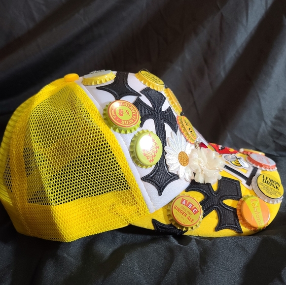 Fly Unique Trendy Yellow/Black Bottlecap Hat - Picture 4 of 4
